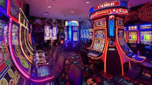 Book of Dead expanding wild during free spins